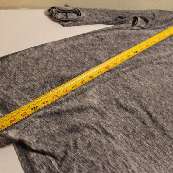 Cyrus  long sleeve loght weight top - Picture 4 of 6